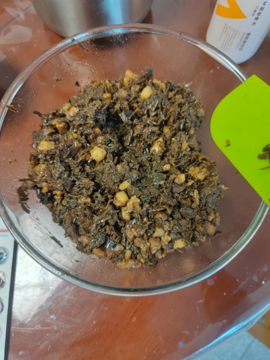 梅干菜大肉包