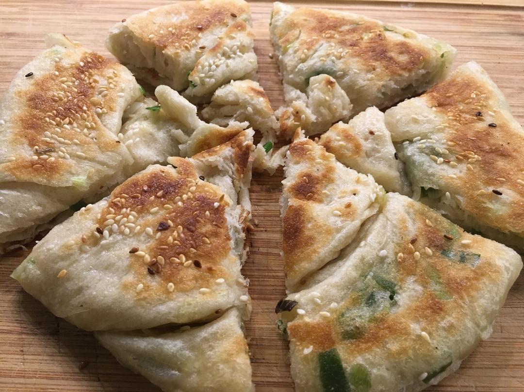 阿茱葱油饼                                （发面版酥香软葱油饼）
