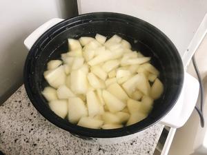 【宿舍版】土豆焖牛肉的做法 步骤2
