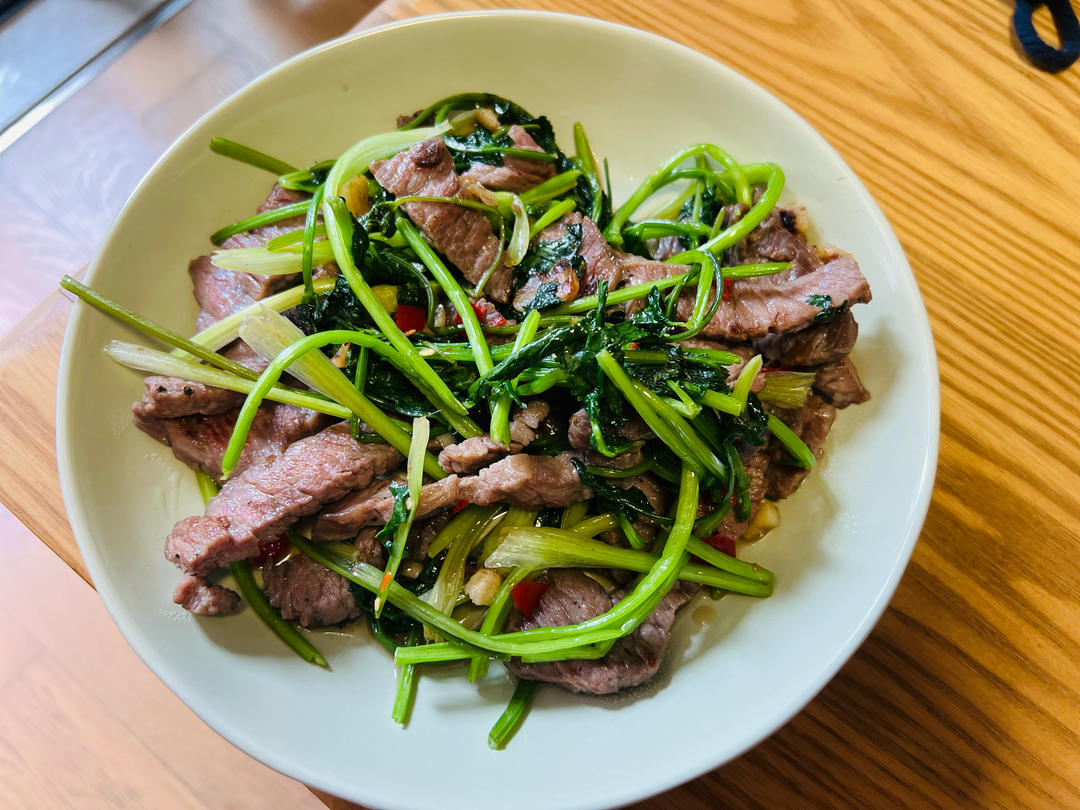香菜牛肉