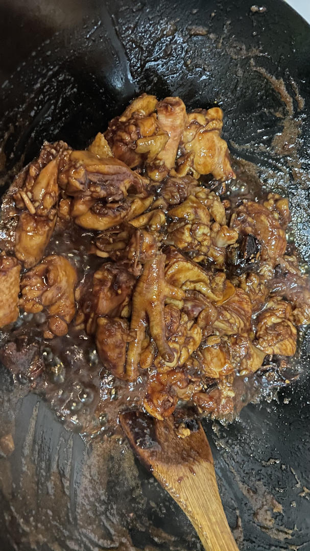 台湾三杯鸡 Stewed Chicken with Ginger and Wine in Casserole