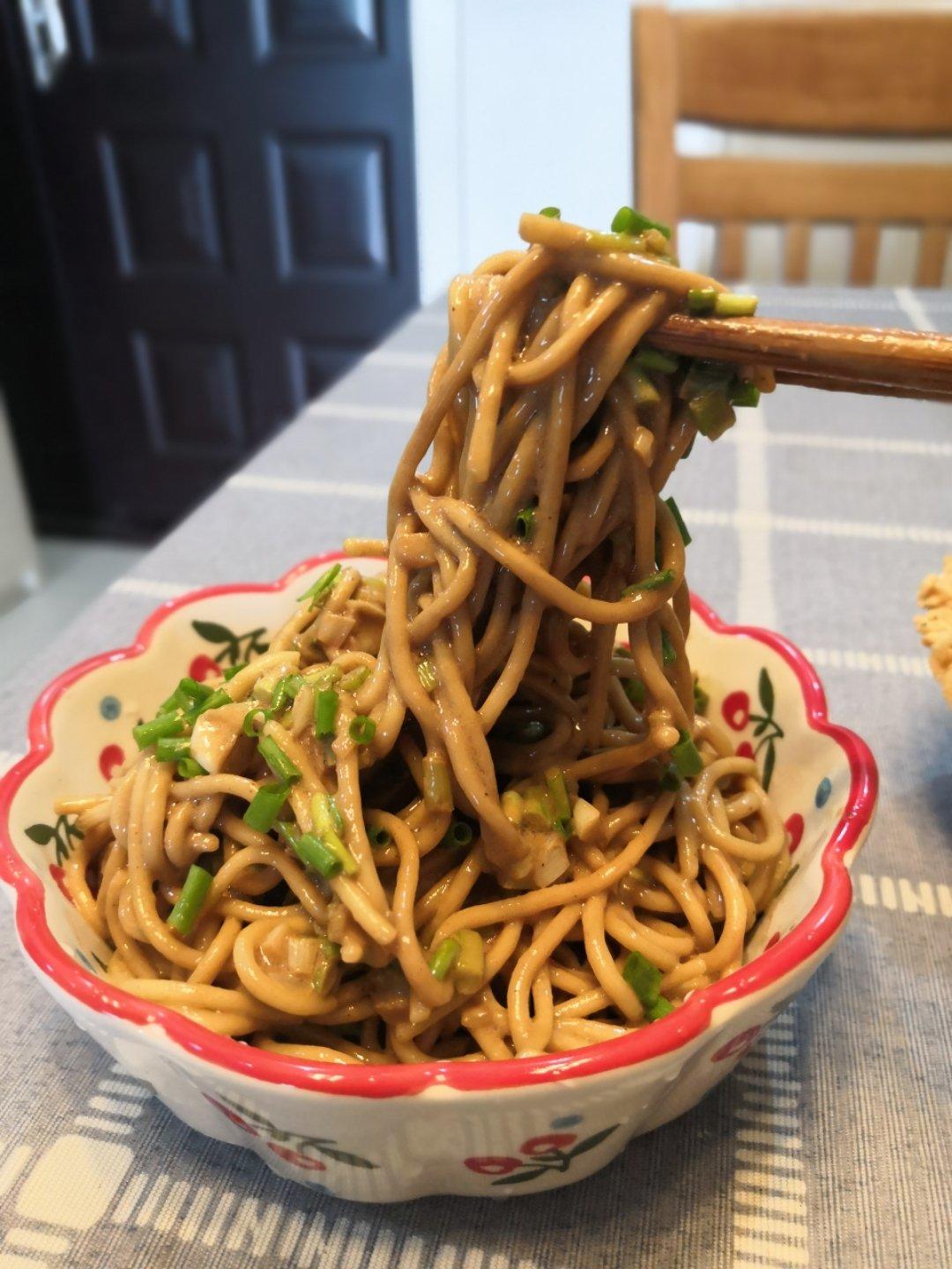 热干面