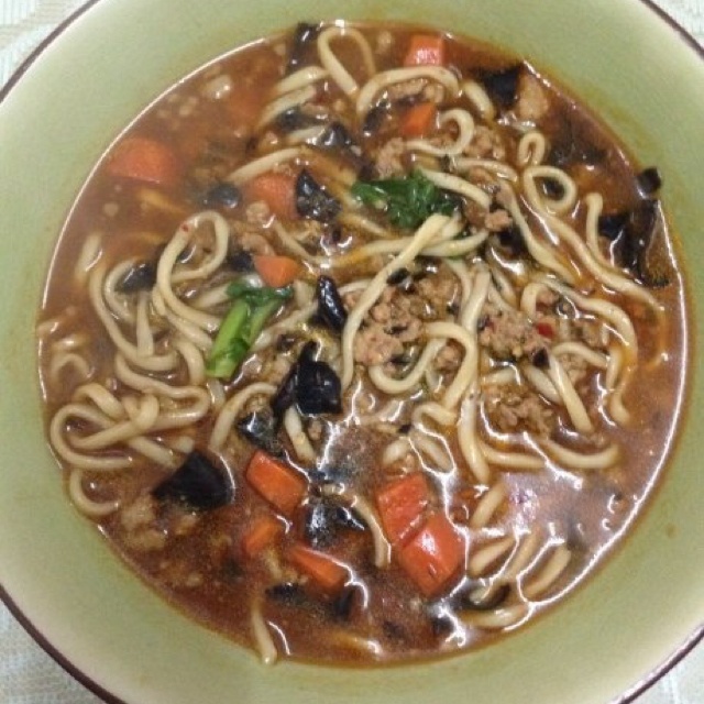 热汤面