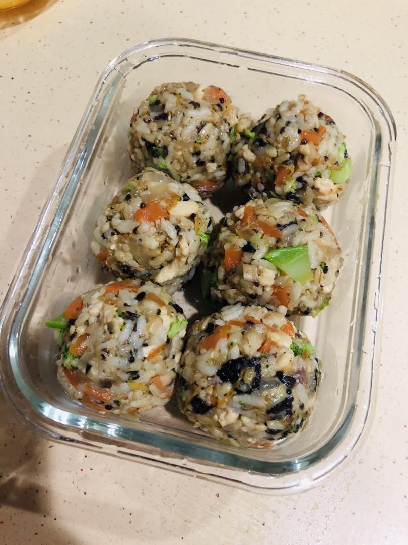 藜麦（杂粮）饭团