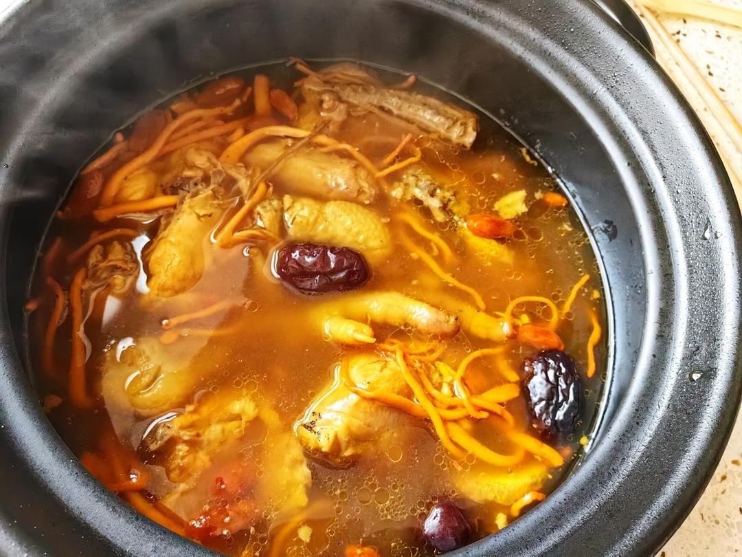 滋补-花雕醉鸡煲