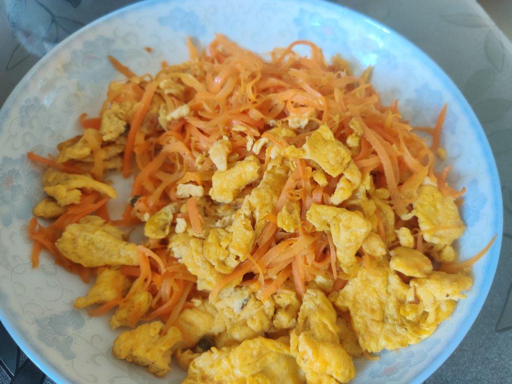 胡萝卜炒鸡蛋