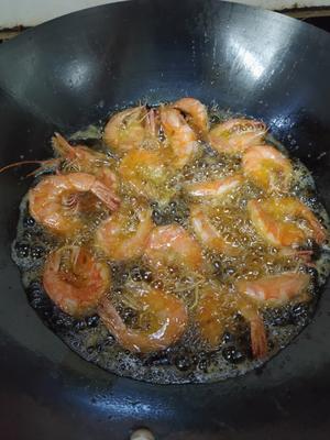 香酥椒盐虾的做法 步骤4