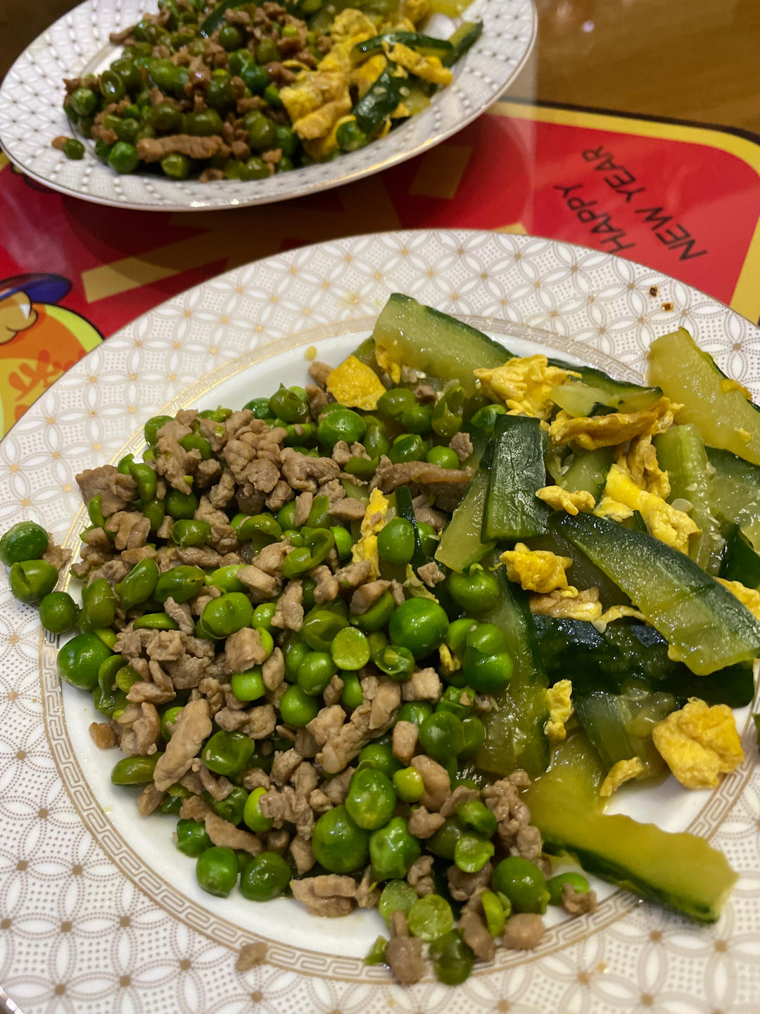 豌豆炒肉沫（没想到女儿这么喜欢吃😊）