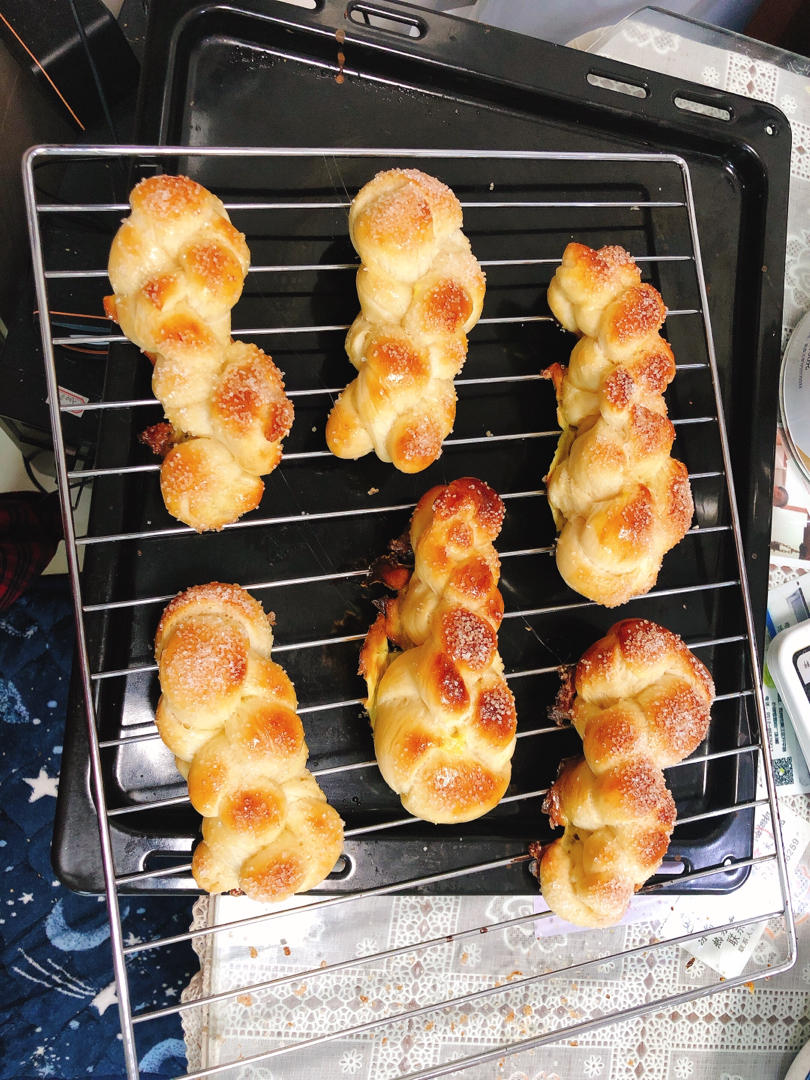 砂糖麻花面包（两股辫子）