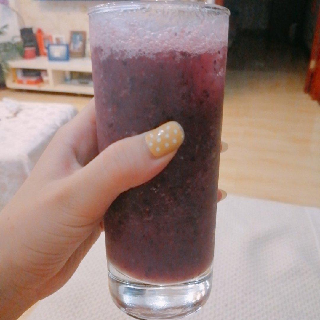 晏之敖者做的超级好喝的葡萄汁啊!