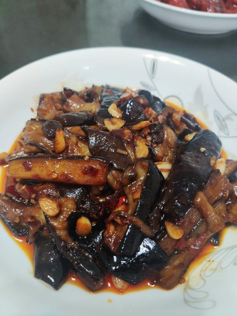 鱼香茄子是如此勾人，以至于连体重都不顾了！