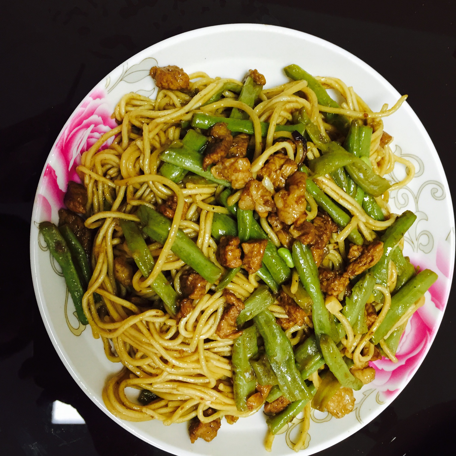 面条 豆角焖面 浅澜-1做的豆角焖面 赞 豆角,鲜面条,大蒜,葱,生抽