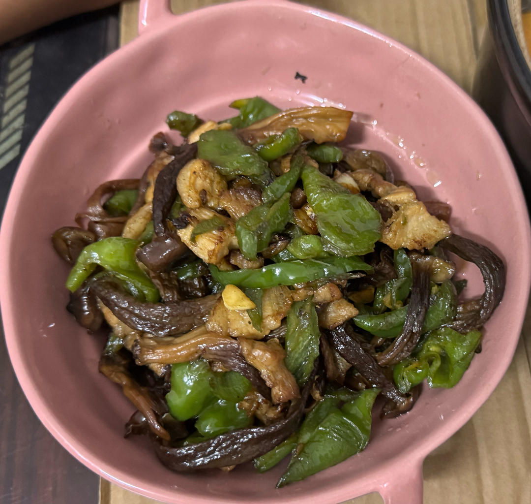 鹿茸菇炒肉
