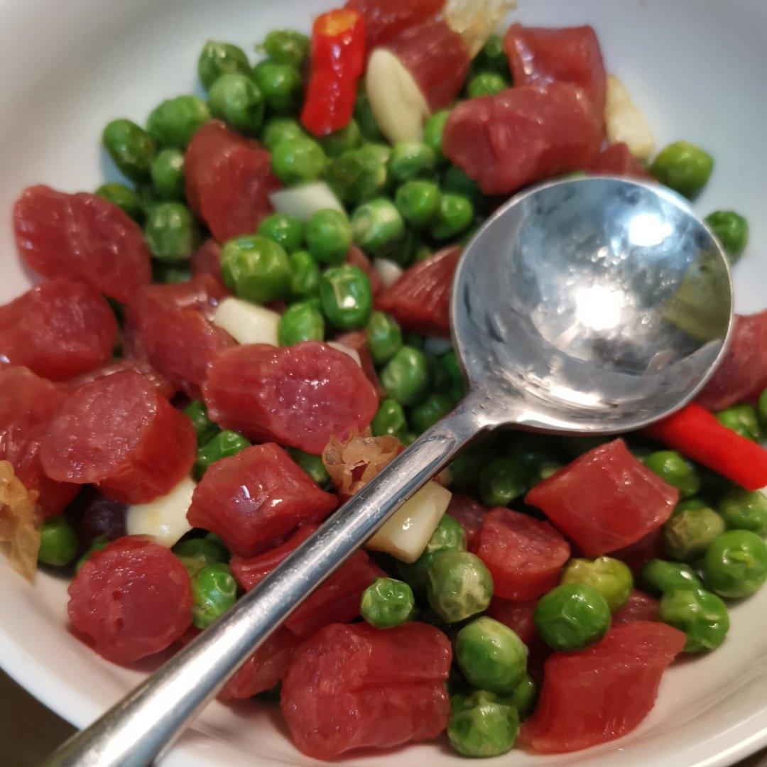 香肠炒豌豆