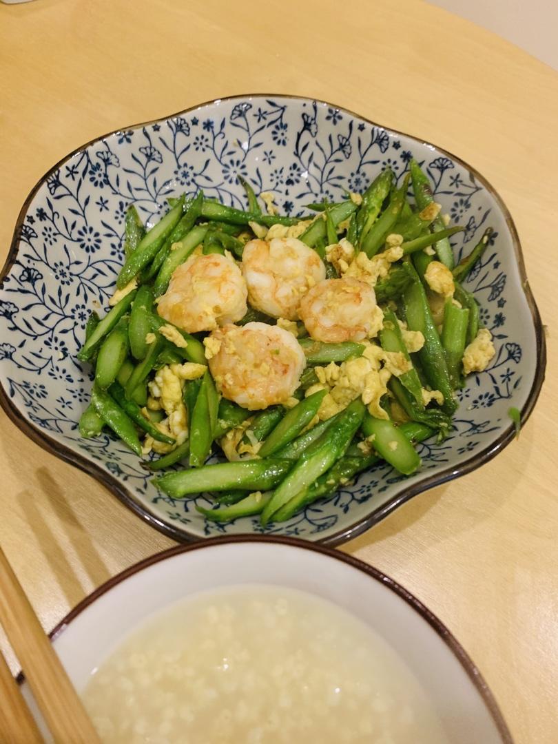 芦笋炒虾仁