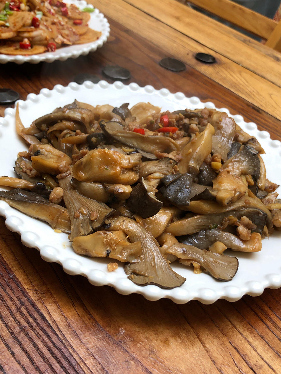 快炒，平菇炒肉，蘑菇炒出肉味道