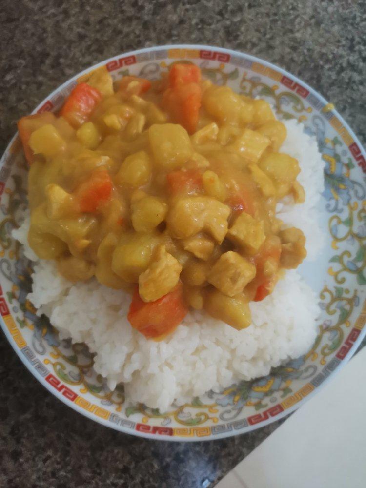咖喱鸡肉饭