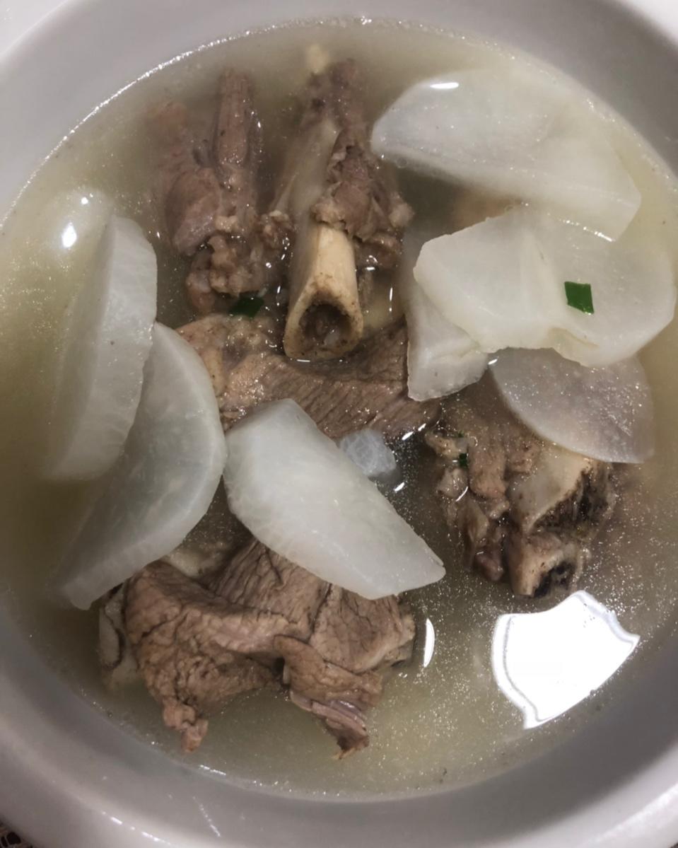 萝卜骨头汤