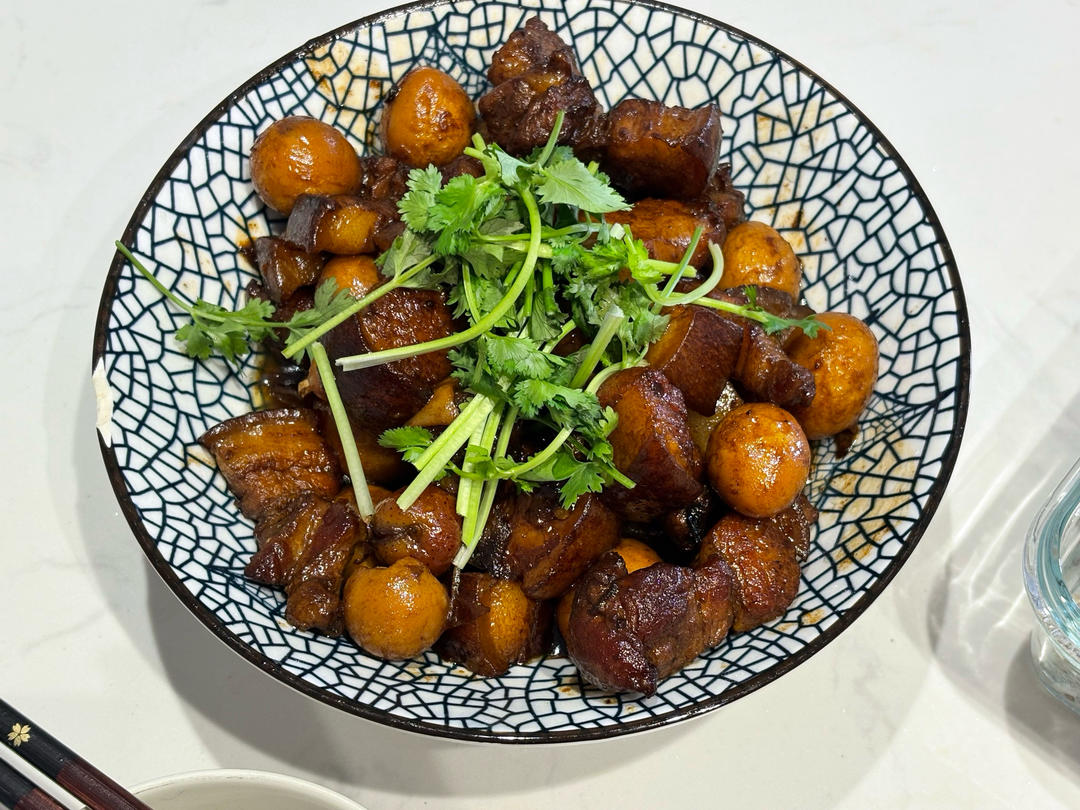 鹌鹑蛋红烧肉（自用）