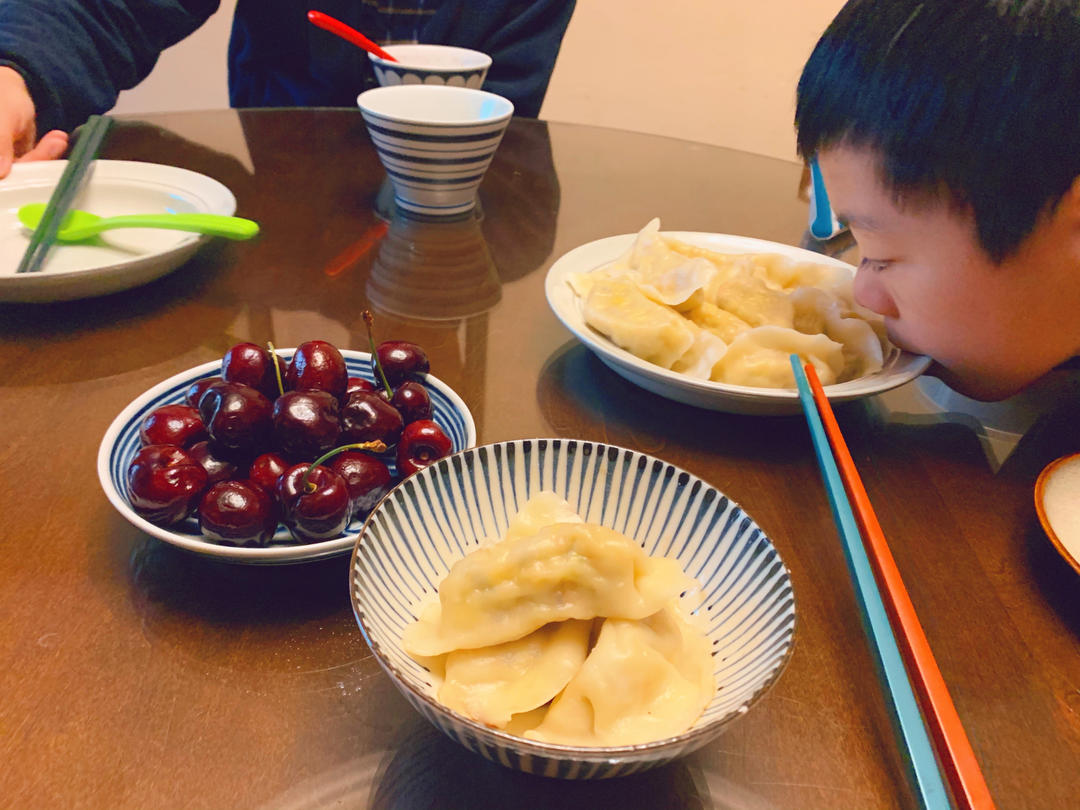 西葫芦鸡蛋虾仁三鲜饺子