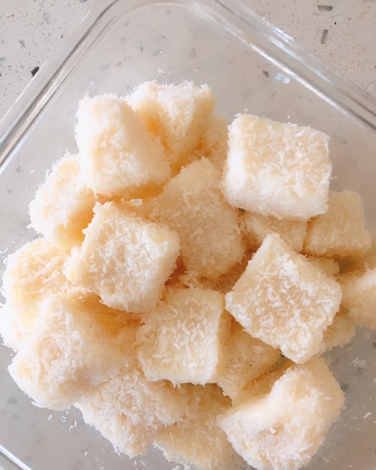 椰蓉牛奶小方-无淡奶油健康低糖