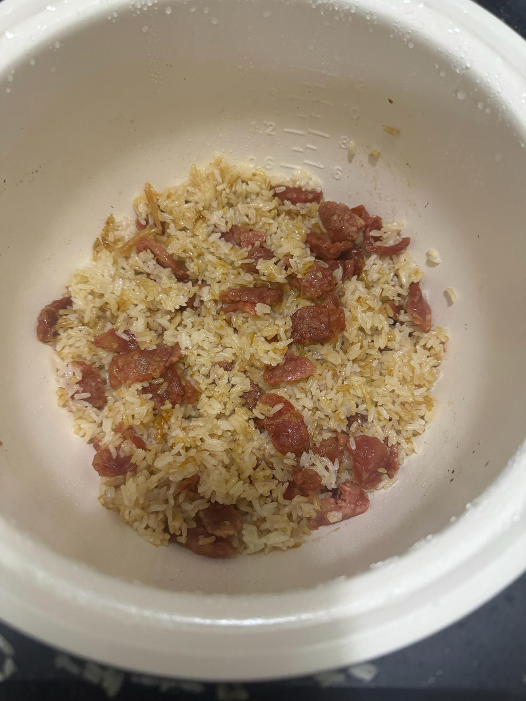 懒人必备～电饭煲腊肠焖饭