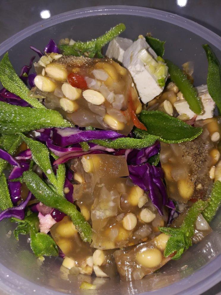 黄豆肉皮冻