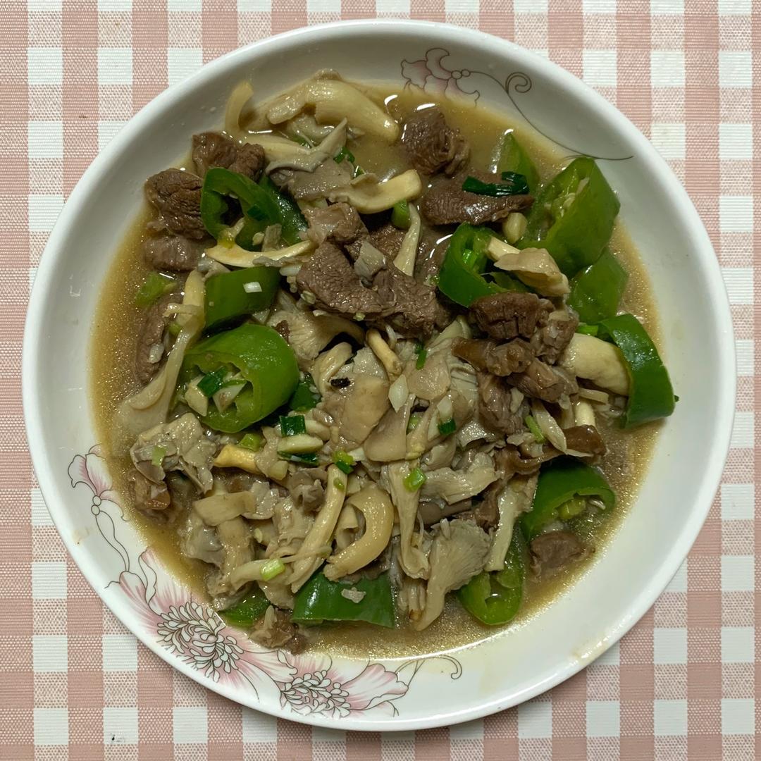 秀珍菇炒肉片