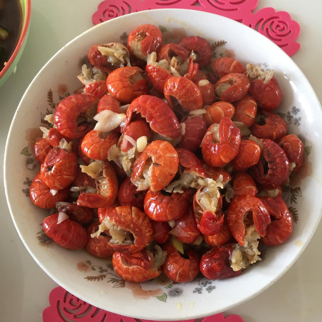 蒜香龙虾尾