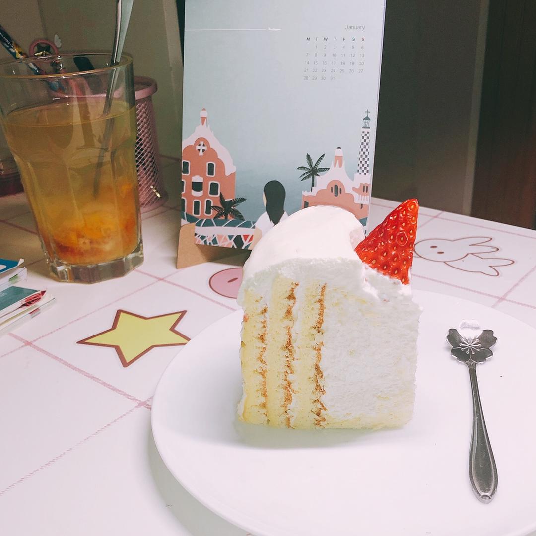 《Tinrry+》草莓奶油蛋糕（8寸配方）