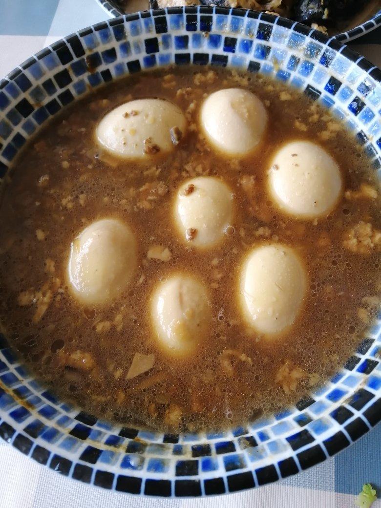 三碗吃不够的台湾卤肉饭