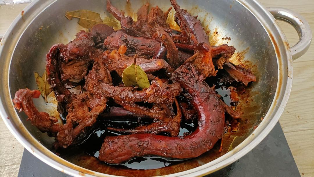 绝味鸭脖❗️完美做出店里的周黑鸭🦆卤味