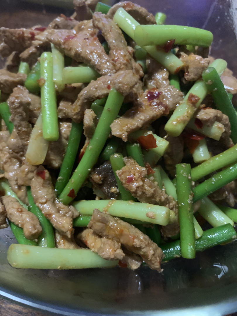 【蒜苔炒肉】