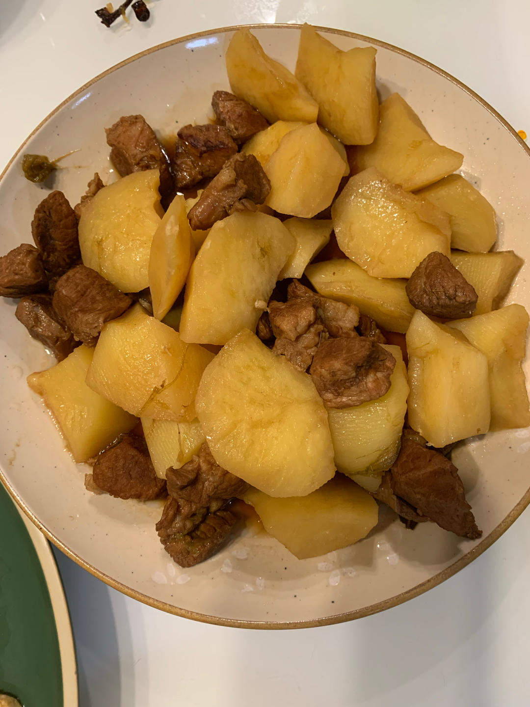 红烧肉炖土豆（丝毫不腻）