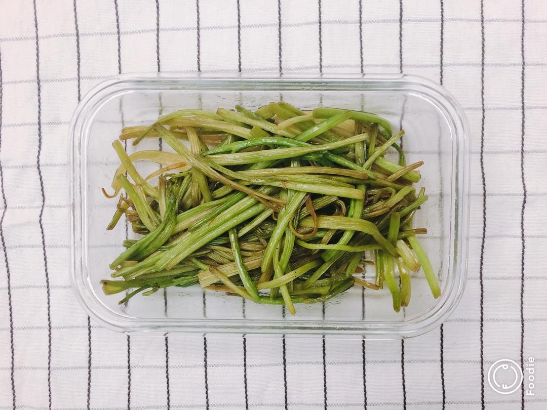 芹菜炒香干
