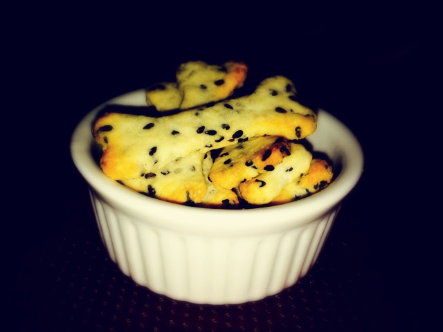 来个给我放作品～mua～