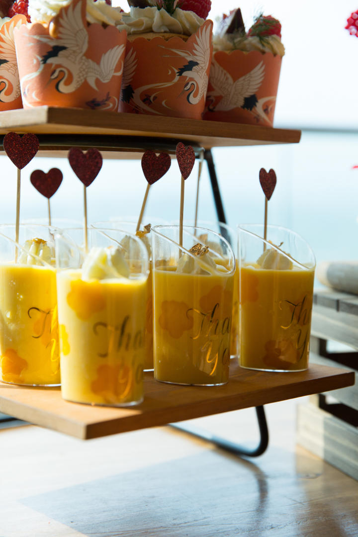 不用烤箱，一看很复杂，其实很简单，新手一次成功，告别单调，来杯颜值担当的芒果慕斯蛋糕