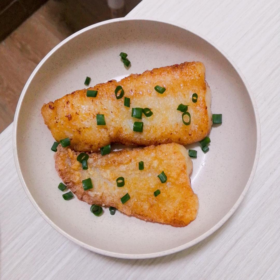 chiaching做的香煎巴沙鱼柳