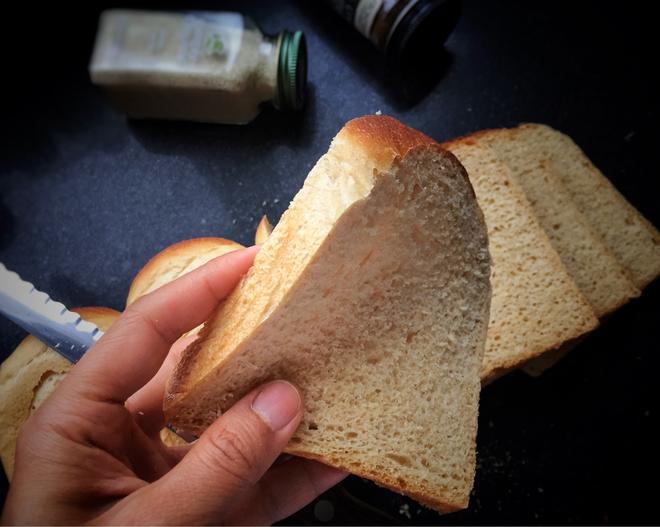 超柔软70%全麦吐司面包（无糖油）的做法