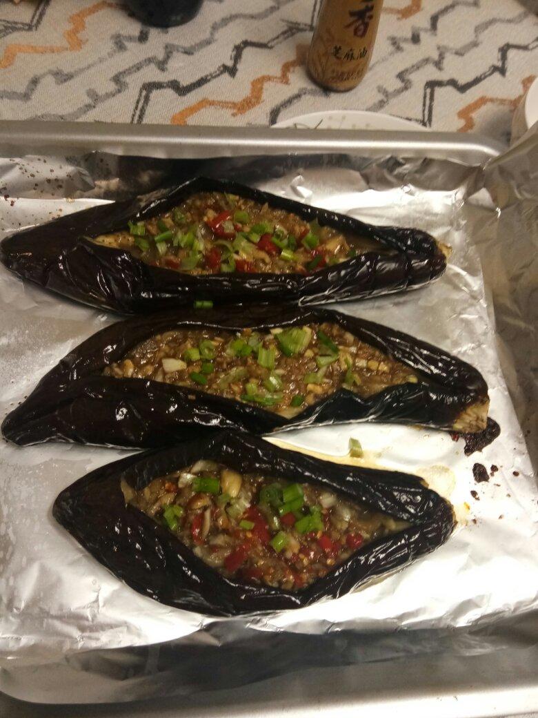 CC招牌菜销魂烤茄子，百吃不厌！