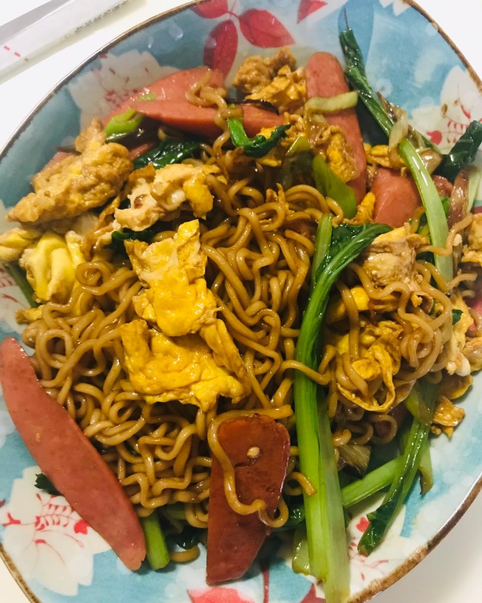 炒方便面￨幸福感爆棚