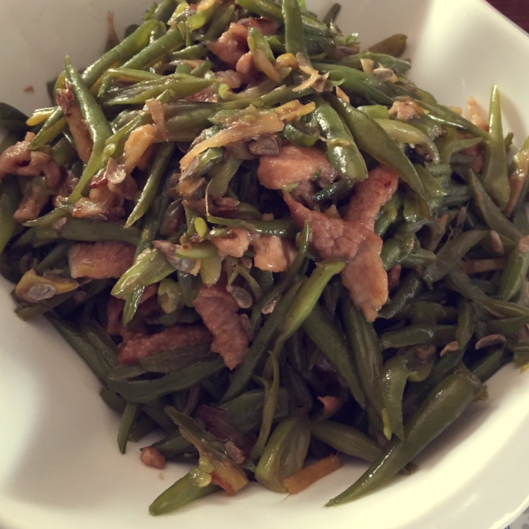 豆角炒肉