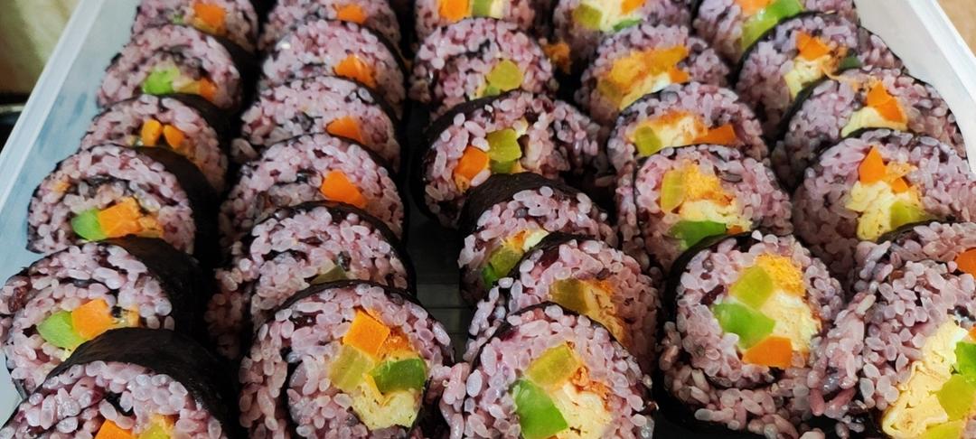 自制寿司（含寿司醋配方和超详细寿司卷法）