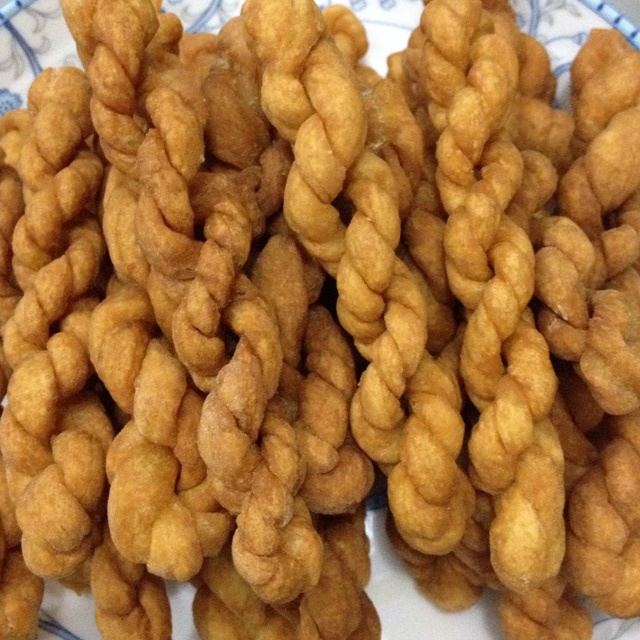 鸡蛋小麻花