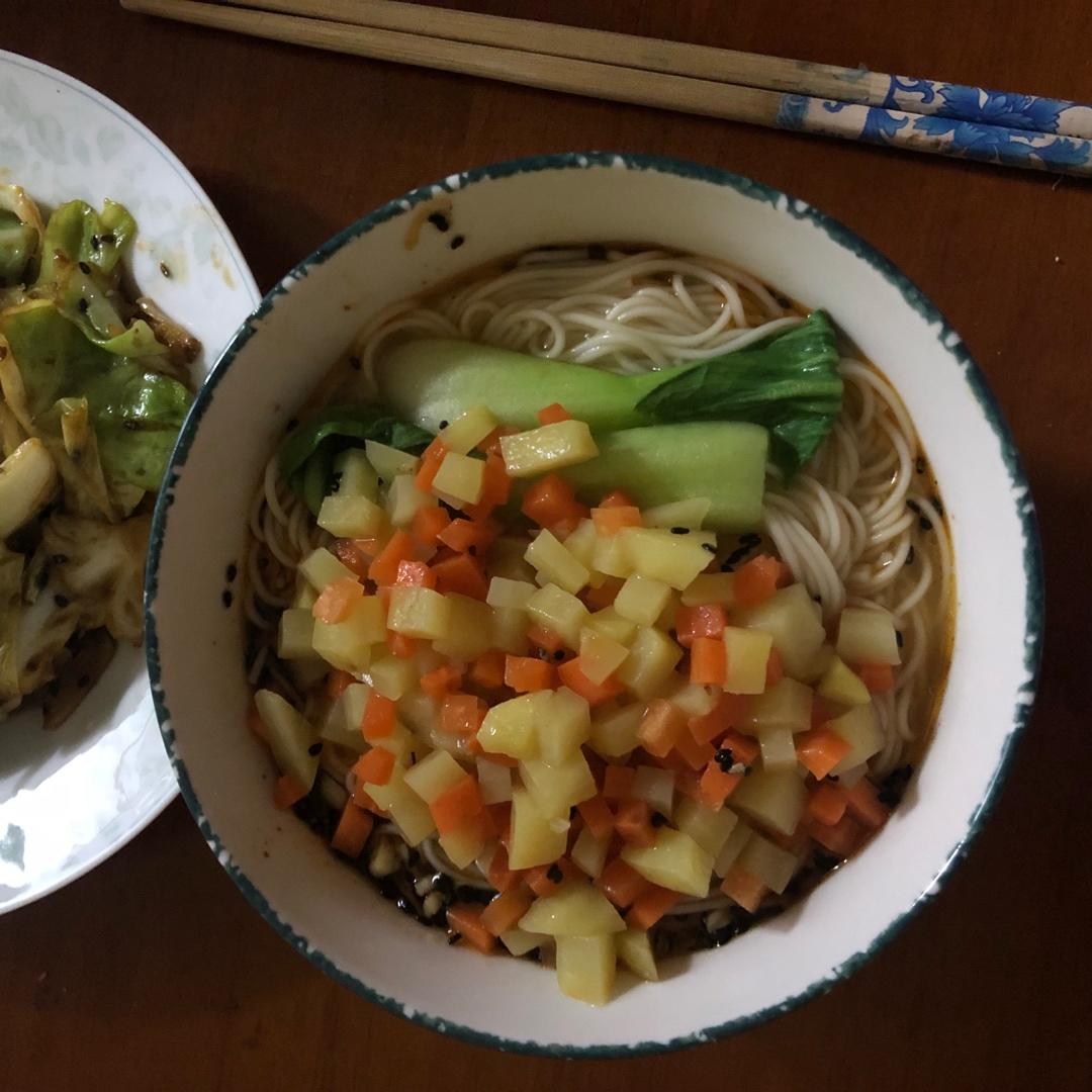 酸汤面