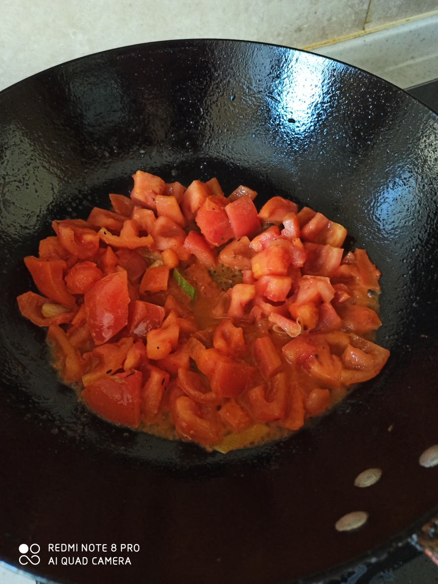 西红柿鸡蛋圆白菜的做法 步骤4
