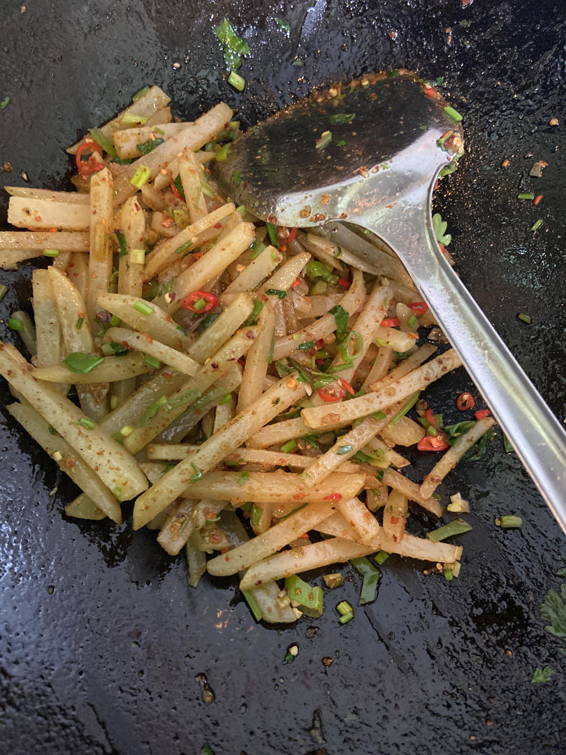 好吃到女朋友再也不会点外卖的天蚕土豆（狼牙土豆也是它）