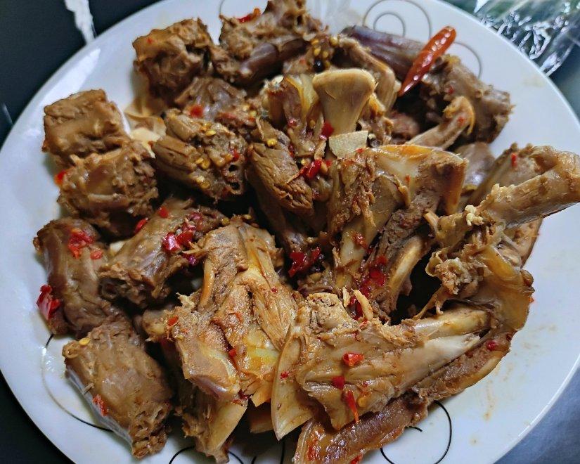 ～做法简单，味道很赞的～绝味鸭脖