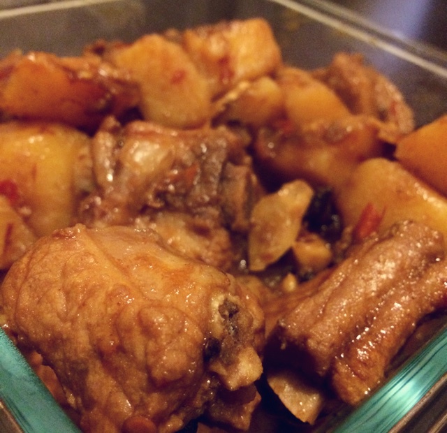 川味土豆烧排骨