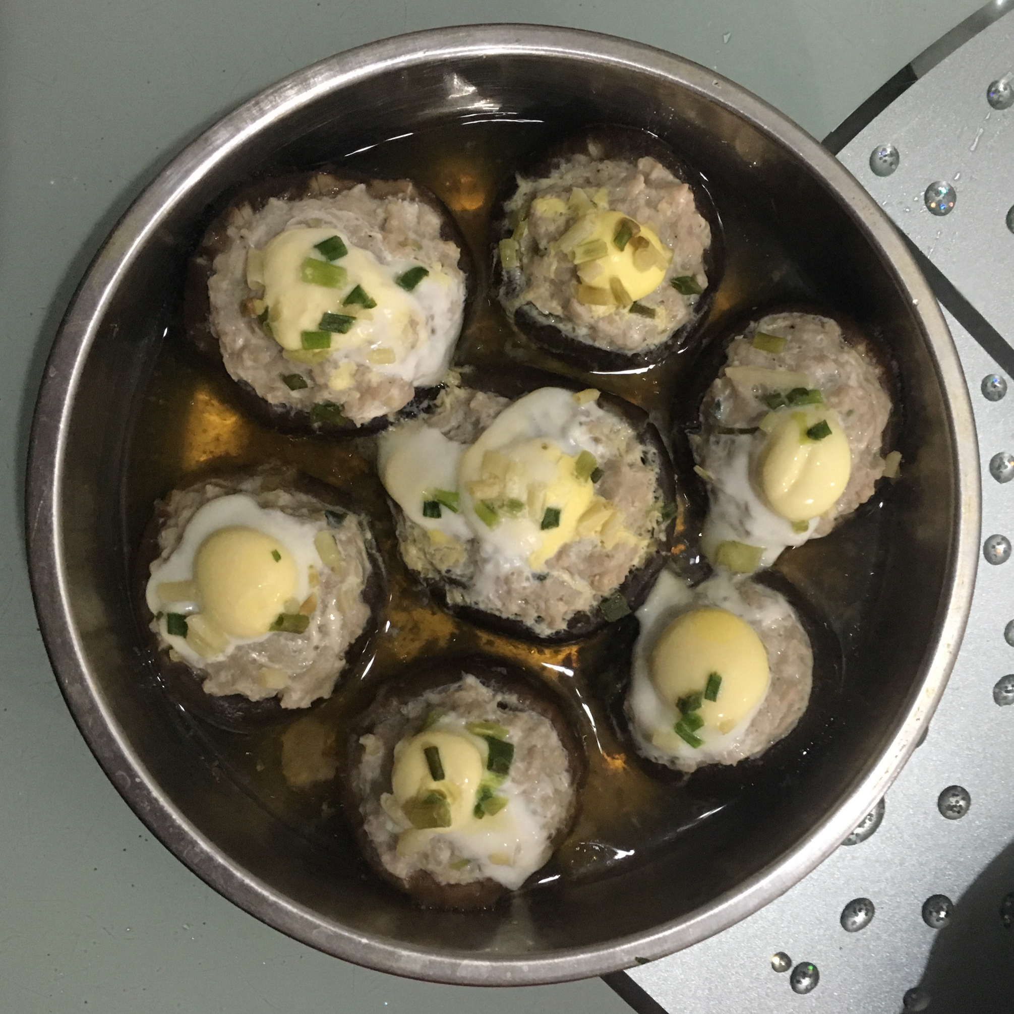 香菇肉末蒸鹌鹑蛋